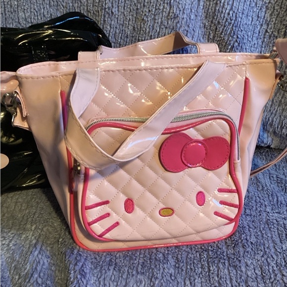 2 Hello Kitty purses - Picture 6 of 11